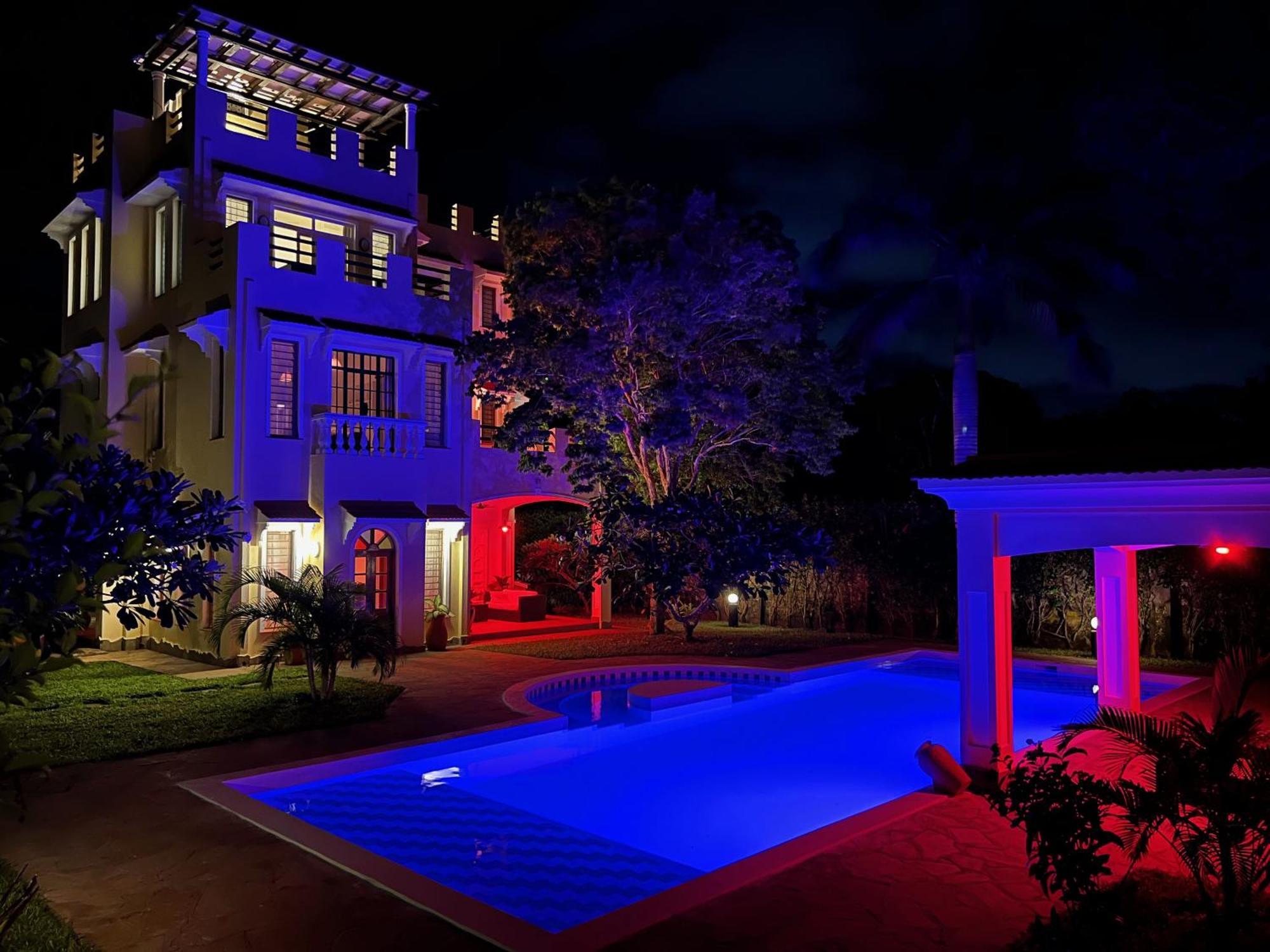 Hilda'S Homestay Diani Beach Ngoại thất bức ảnh